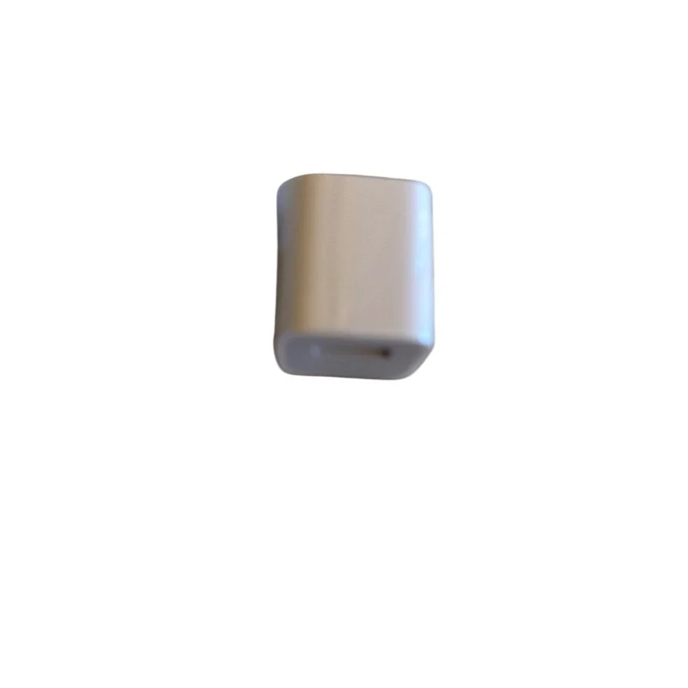 NEW Apple Charger Bundle: USB Wall Adapter Lightning Cable Wired Earbuds
